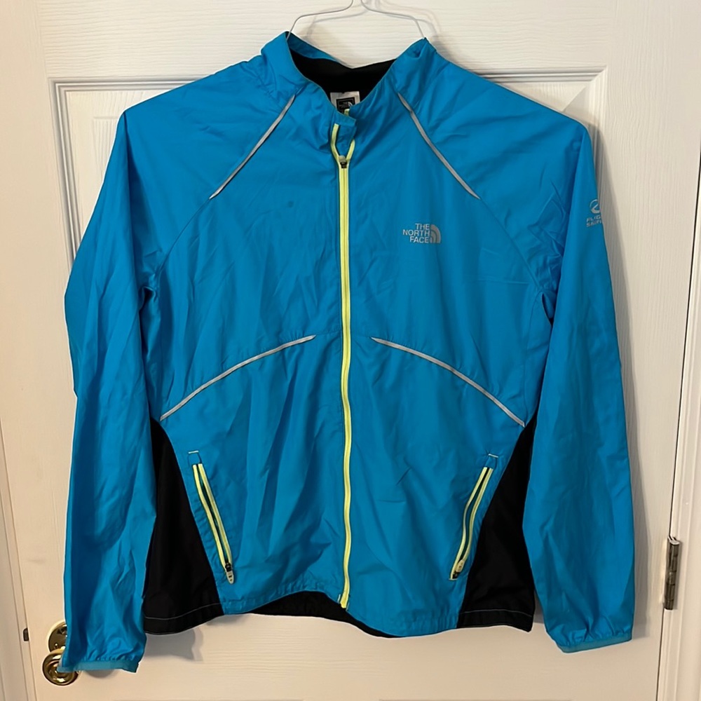 Women’s Flight Series Light North Face Jacket